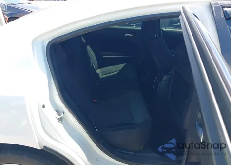 2015 Dodge Charger Sxt from USA, damaged, VIN 2C3CDXHG0FH824648